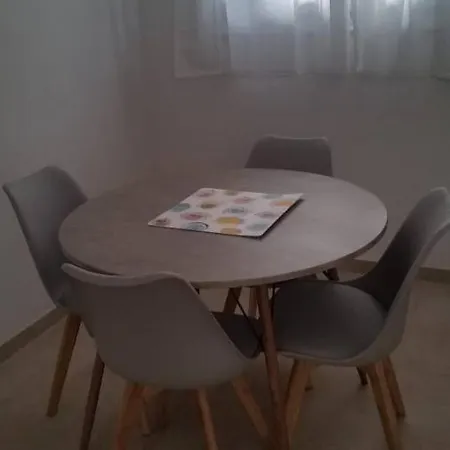 펜션 Modernes In Toller Lage